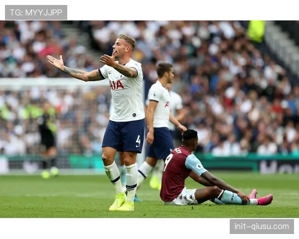 半场战报：热刺前场疯狂施压，迫使维拉门将出现两次致命失误